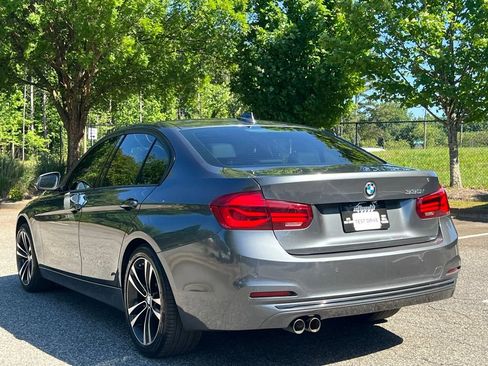 Used 2018 BMW 330i Sedan RWD image 3