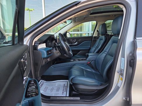 Used 2020 Lincoln Corsair Reserve w/ Equipment Group 202A image 10