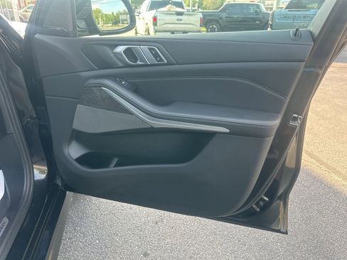 Used 2020 BMW X5 xDrive40i w/ M Sport Package AWD/4WD image 13