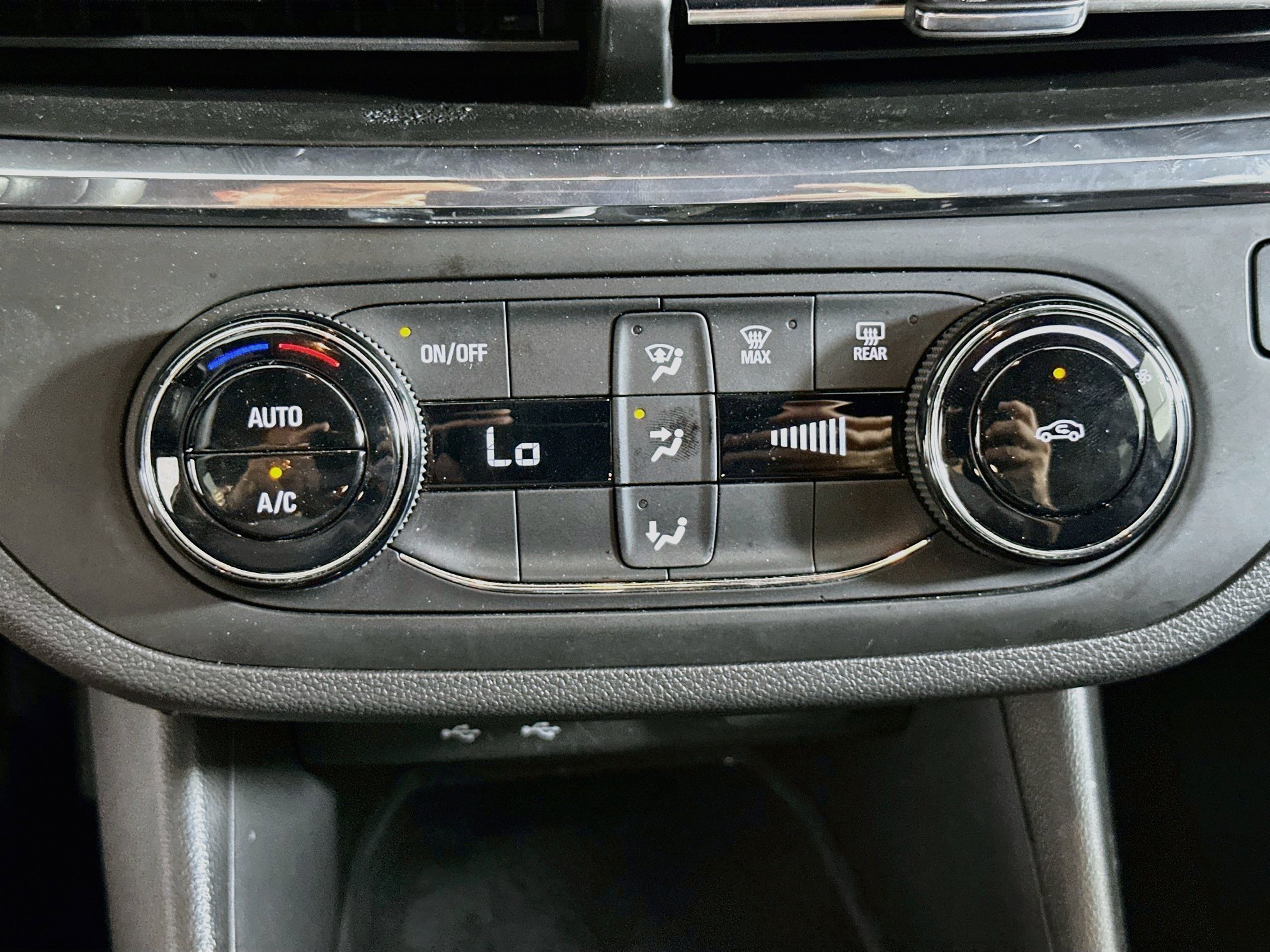 Used 2026 Buick Envista Preferred FWD image 23