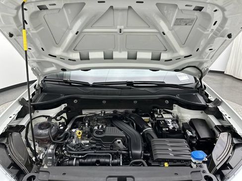 Certified 2024 Volkswagen Taos SE AWD/4WD image 26