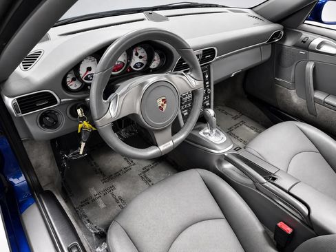 Used 2009 Porsche 911 Carrera S RWD image 10