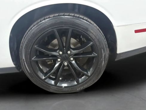 Used 2016 Dodge Challenger SXT Plus RWD image 29