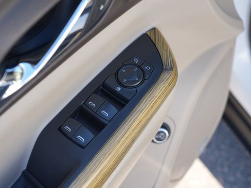 Used 2019 GMC Acadia Denali FWD image 16