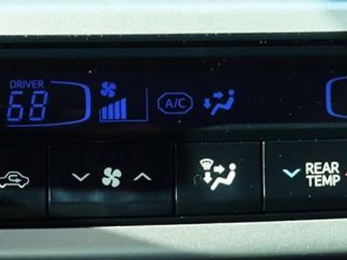 Used 2019 Toyota Highlander Limited image 50