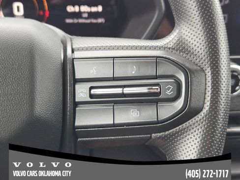 Used 2024 Chevrolet Colorado Trail Boss w/ Technology Package AWD/4WD image 22