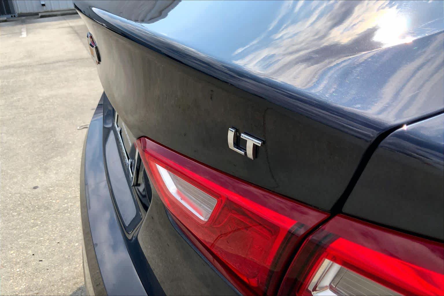 Used 2023 Chevrolet Malibu LT FWD image 10