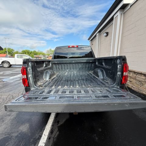 Used 2017 GMC Sierra 1500 SLE w/ SLE Value Package AWD/4WD image 13