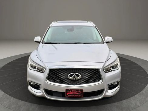 Used 2019 INFINITI QX60 Luxe w/ Essential Package AWD/4WD image 2