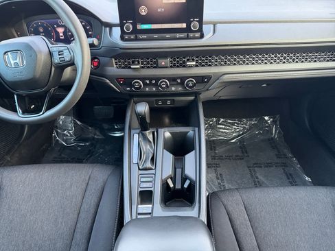 Used 2023 Honda Accord EX image 16