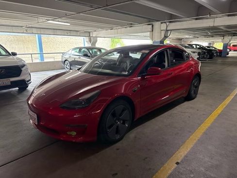 Used 2022 Tesla Model 3 Standard Range RWD image 1