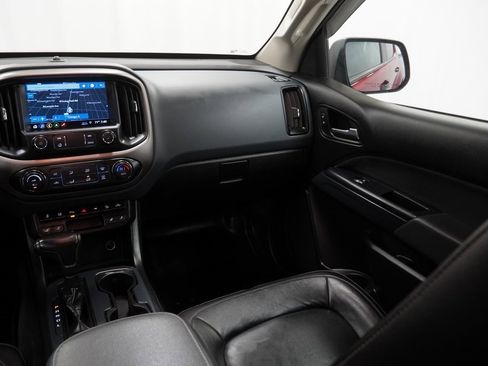 Used 2021 Chevrolet Colorado Z71 w/ Safety Package image 24