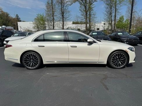 Certified 2023 Mercedes-Benz S 500 4MATIC image 2