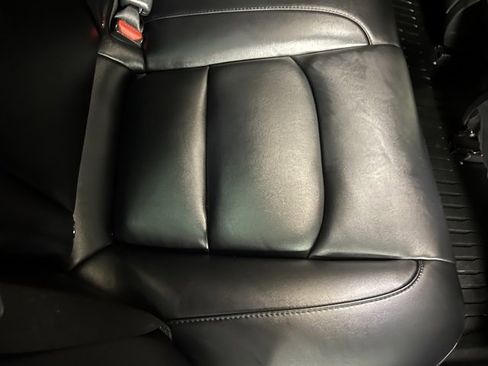 Used 2023 Tesla Model 3 Standard Range image 24