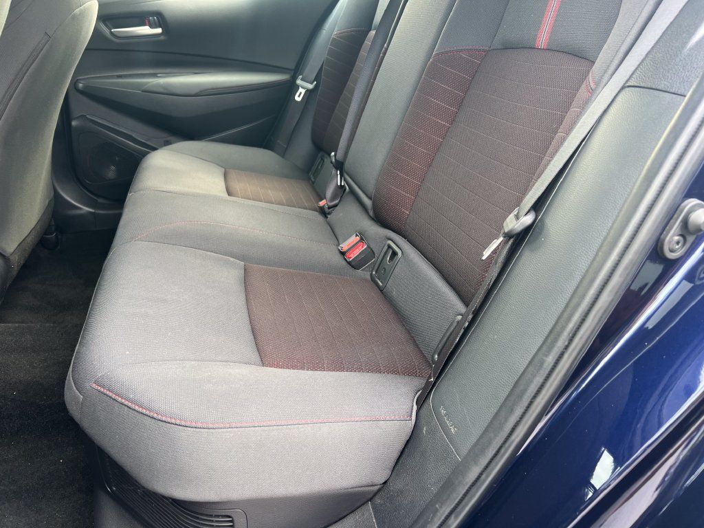 Used 2023 Toyota Corolla SE w/ SE Package FWD image 13