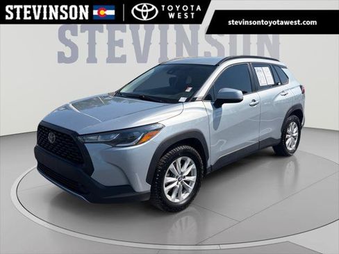 Certified 2022 Toyota Corolla Cross LE w/ Black Badges Package (TMS) AWD/4WD image 1
