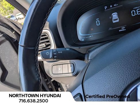Certified 2023 Hyundai Venue SEL w/ Cargo Package FWD image 27