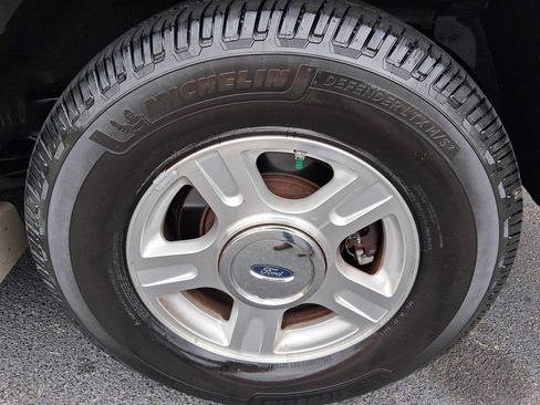 Used 2004 Ford Expedition Eddie Bauer image 38