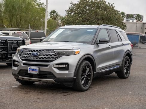 Used 2020 Ford Explorer Limited image 3