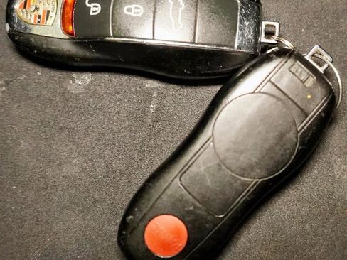 Used 2018 Porsche Macan image 17