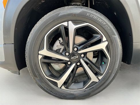 Used 2023 Chevrolet TrailBlazer RS image 29