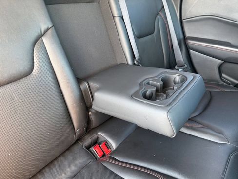Used 2018 Jeep Compass Trailhawk w/ Leather Interior Group AWD/4WD image 19
