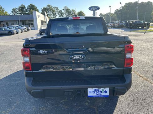 Used 2025 Ford Maverick XLT w/ XLT Luxury Package AWD/4WD image 4