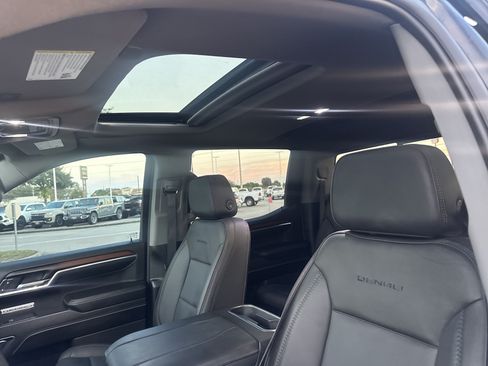 Used 2024 GMC Sierra 1500 Denali w/ Denali Reserve Package RWD image 7