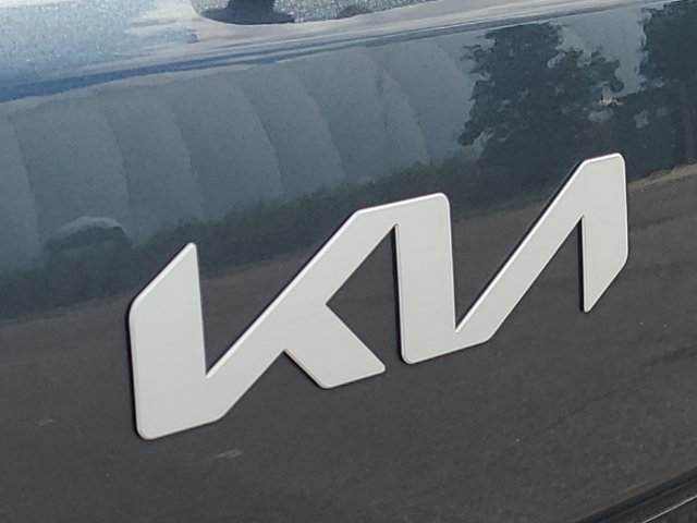 Used 2024 Kia Soul LX w/ LX Technology Package FWD image 32