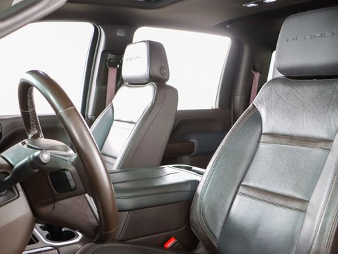 Used 2023 GMC Sierra 2500 Denali w/ Denali Ultimate Package image 28