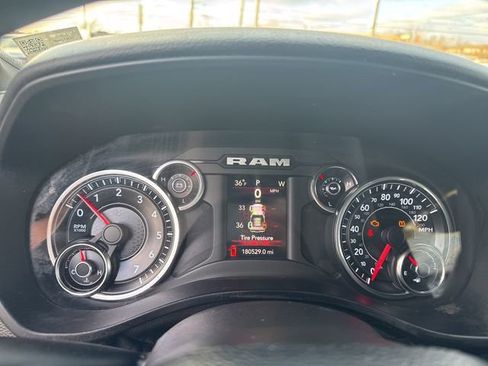 Used 2019 RAM 1500 Big Horn AWD/4WD image 13