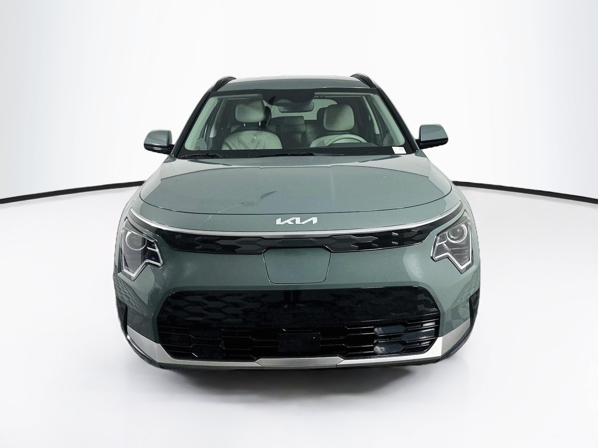 Used 2023 Kia Niro Wind FWD image 2