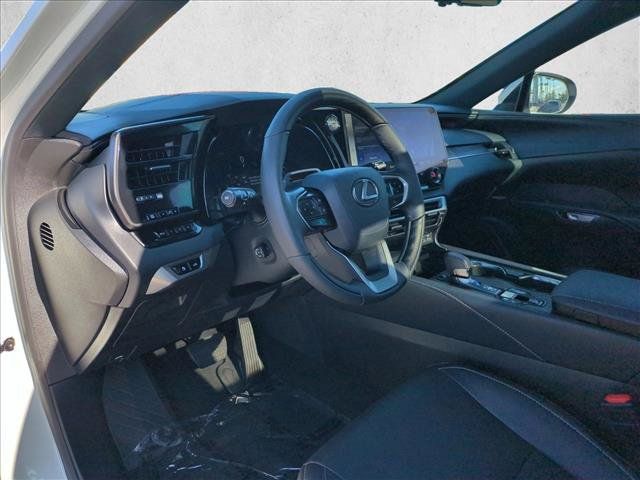 Used 2026 Lexus RX 350h AWD/4WD image 10