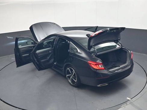 Used 2019 Honda Accord Sport image 38