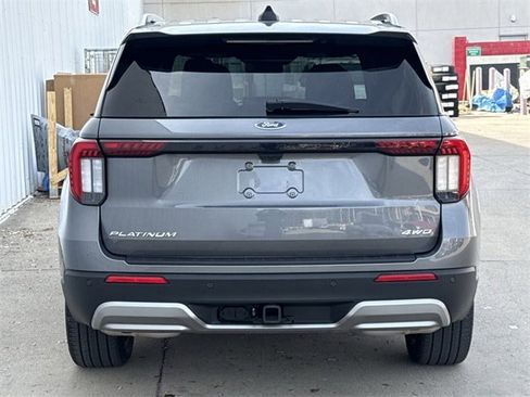 Used 2025 Ford Explorer Platinum w/ LUX Leather Package image 5