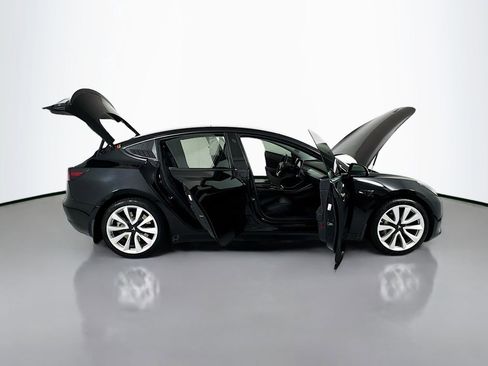 Used 2018 Tesla Model 3 Long Range RWD image 32