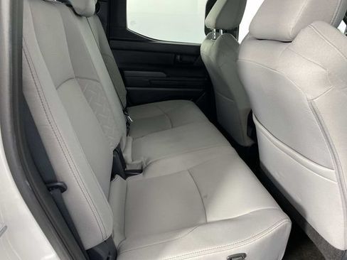 Used 2025 Toyota Tacoma SR5 AWD/4WD image 12