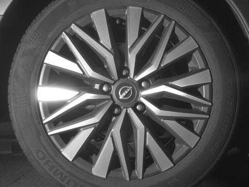 Used 2025 Nissan Altima 2.5 SV image 15