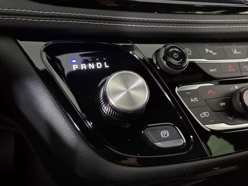 New 2026 Chrysler Pacifica Select image 22