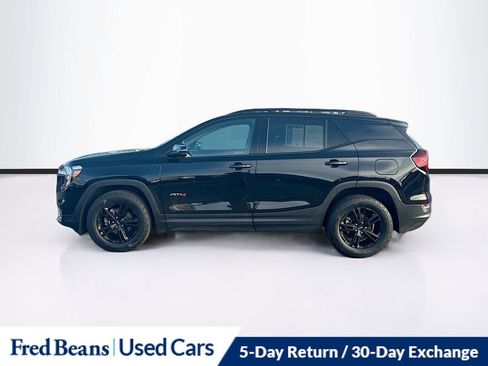 Used 2022 GMC Terrain AT4 w/ Infotainment Package II image 4