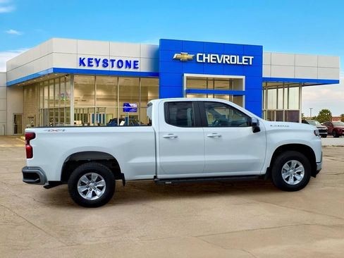 Used 2021 Chevrolet Silverado 1500 LT w/ Work Truck Package AWD/4WD image 8