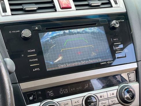 Used 2016 Subaru Outback 2.5i Premium image 13