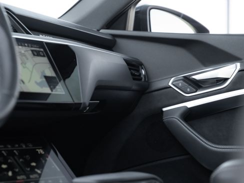 Certified 2023 Audi e-tron S Prestige w/ Prestige Package image 19