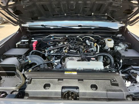 Used 2024 Toyota Tacoma SR AWD/4WD image 30