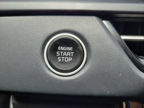 Used 2025 Kia Seltos EX w/ EX Sunroof Package FWD image 21