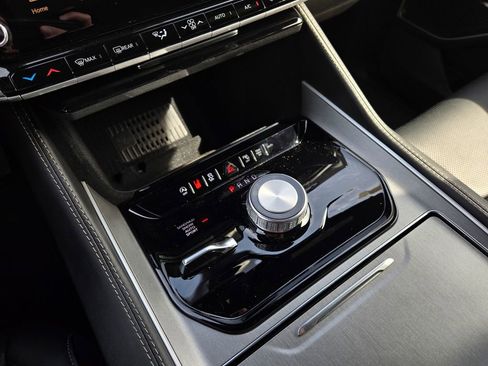 New 2026 Jeep Grand Wagoneer 4WD image 23
