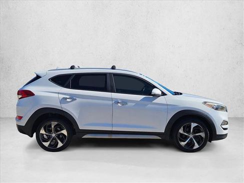 Used 2017 Hyundai Tucson Limited image 4