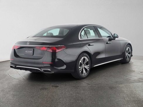 Used 2025 Mercedes-Benz E 350 Sedan image 3