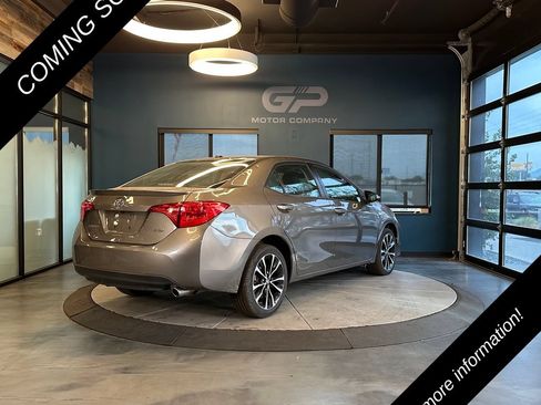Used 2017 Toyota Corolla XSE w/ Carpet Mat Package (TMS) FWD image 3