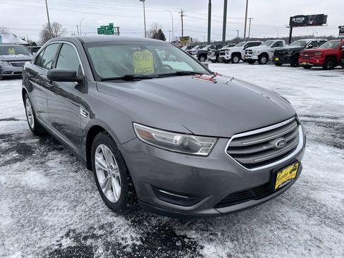 Used 2014 Ford Taurus SEL w/ Equipment Group 201A image 2